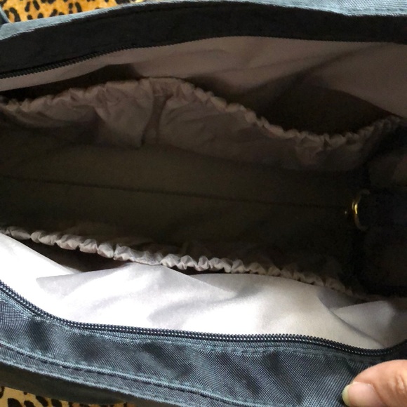 Skip Hop Chelsea Downtown Chic Diaper Satchel - Picture 4 of 6